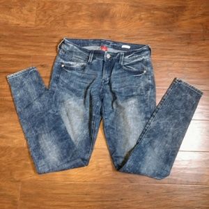Arizona Jeans acid wash jeggings